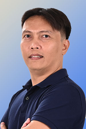 Ismael Joshua Pesigan III headshot